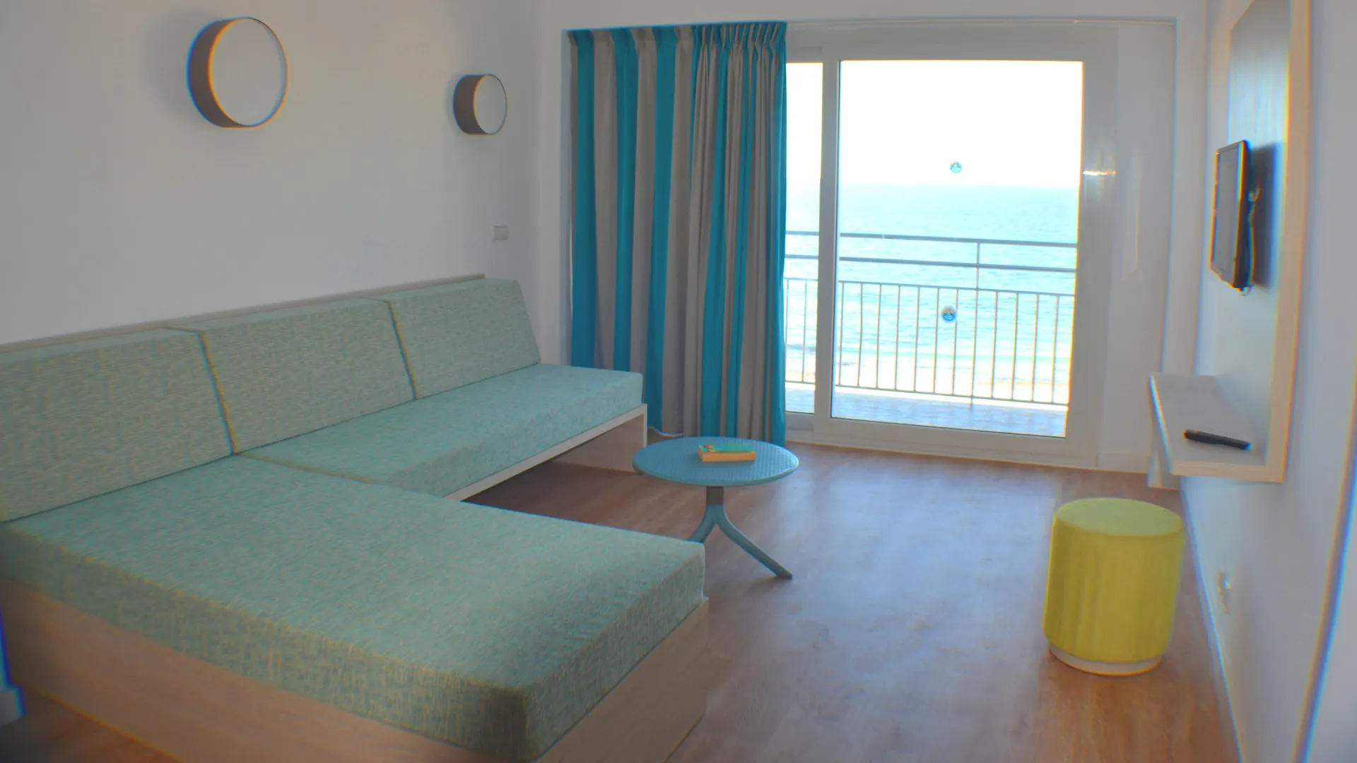 Apartamentos Playa Moreia S'Illot  Apartment
